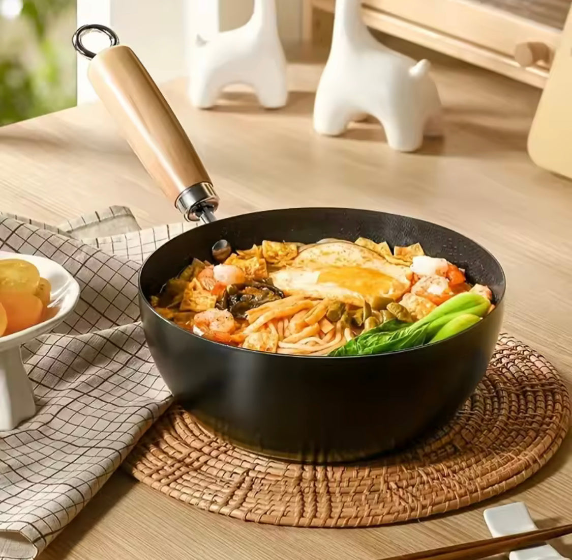 Non Stick Iron Frying Pan With Handle, Ramen Cooking Pot, Easy to Clean Cooking Pot, Kitchen Cookware Gadget